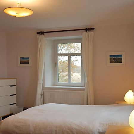 Ruhiges, Gemuetliches Ferienhaus Mit Grossem Garten Вем Екстер'єр фото