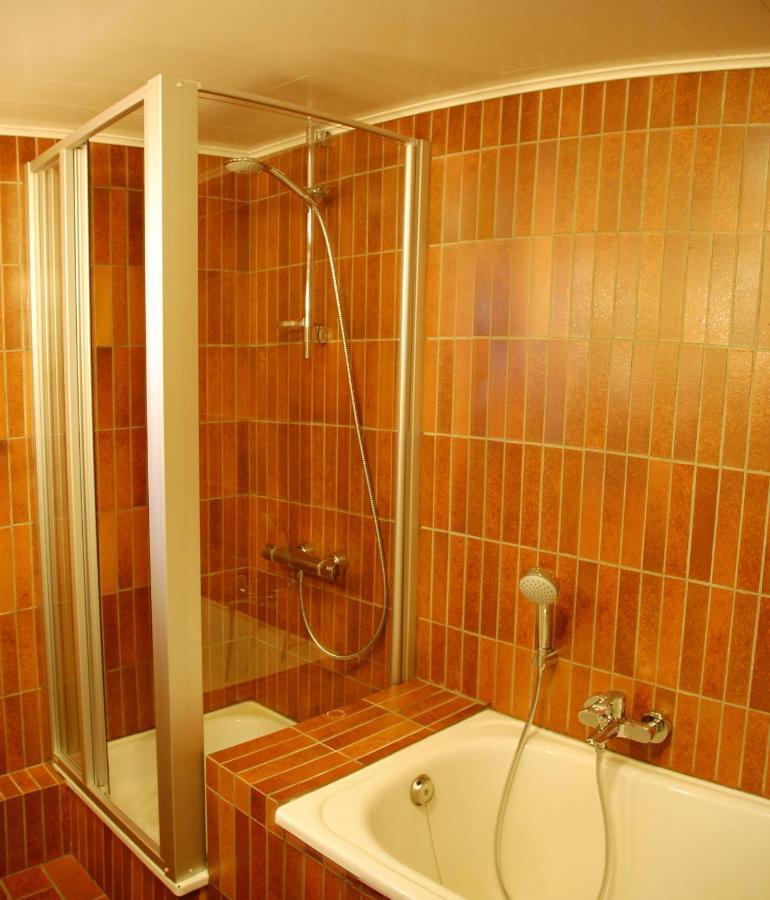 Ruhiges, Gemuetliches Ferienhaus Mit Grossem Garten Вем Екстер'єр фото